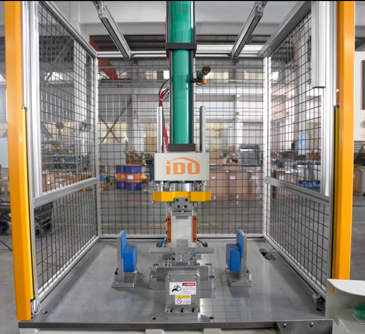 Top Plate Bracket Riveting Machine of Dishwasher Production Line